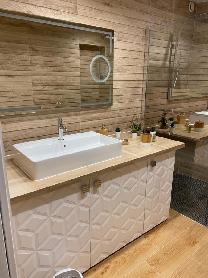 Cavaliere Apt 125M2 Piscine ル・ラヴァンドゥー エクステリア 写真